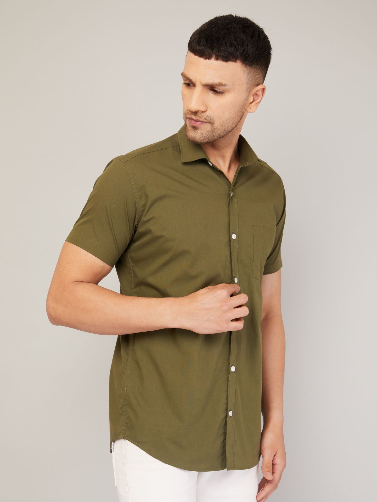 Louis Monarch Men Regular Fit Solid M Green Spread Collar Casual Half Shirt